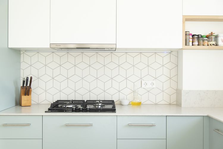 Steps to take down a tile backsplash.