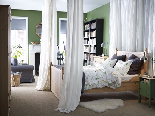 Как создать романтическую атмосферу в вашей спальне?